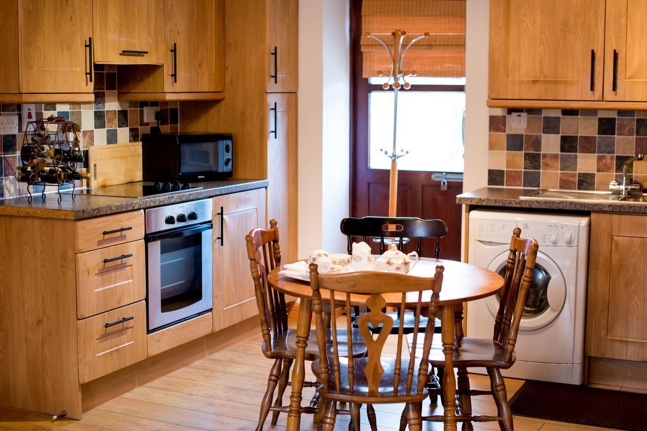 Brennan'S Accommodation Glenties Exterior foto
